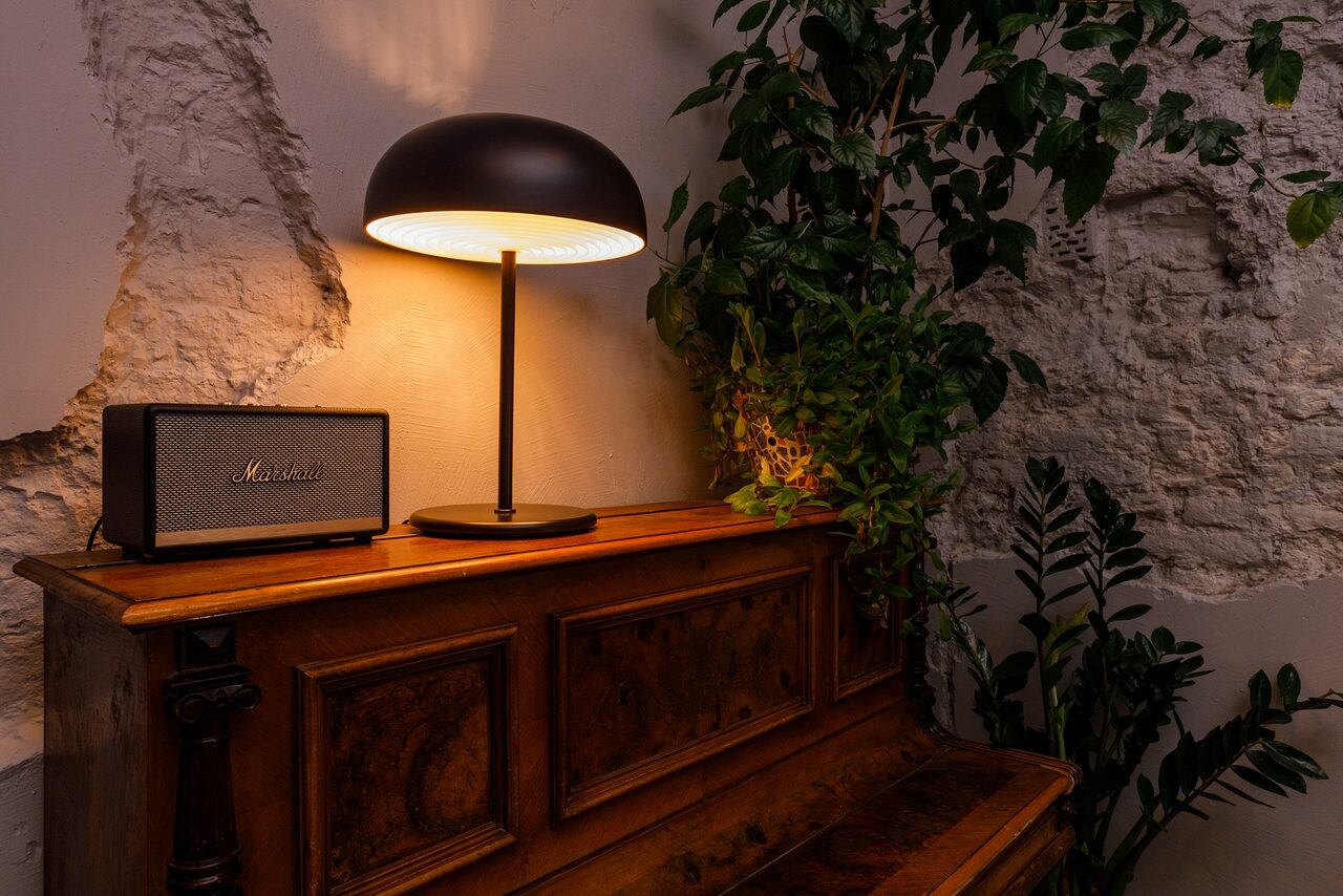 Арендовать Аутентичный лофт-зал в ретро стиле