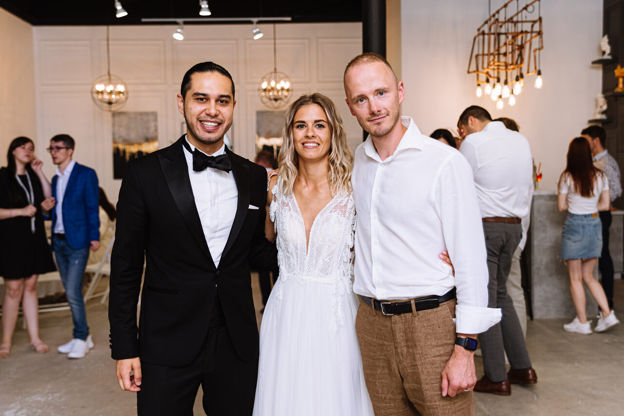 Арендовать Лофт в эко-стиле с большими окнами и выходом на веранду