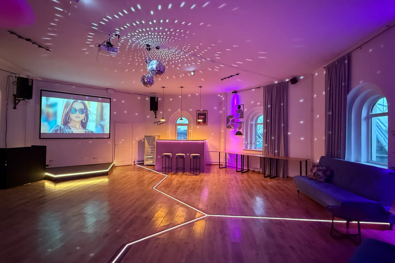 Арендовать Уютное светлое пространство круглой формы