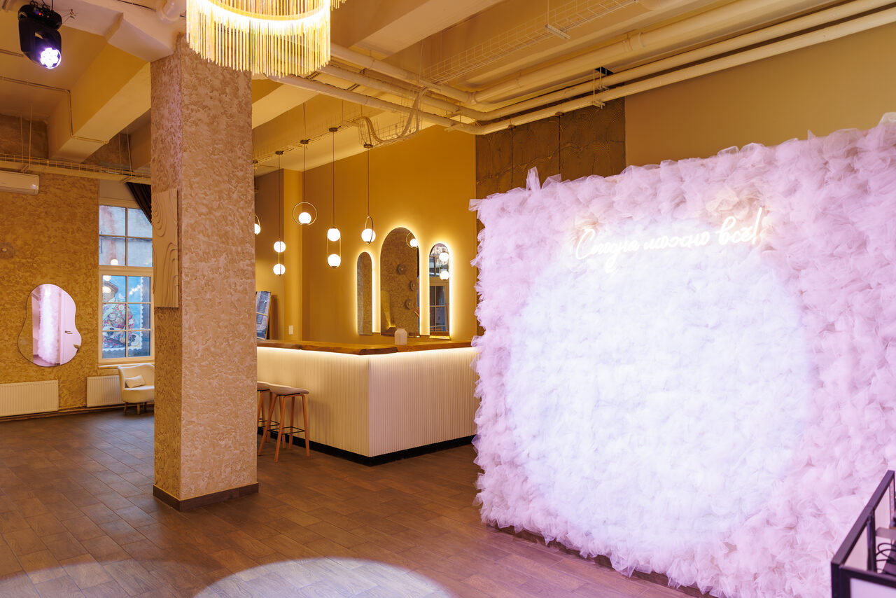 Арендовать Светлый лофт с современным дизайном