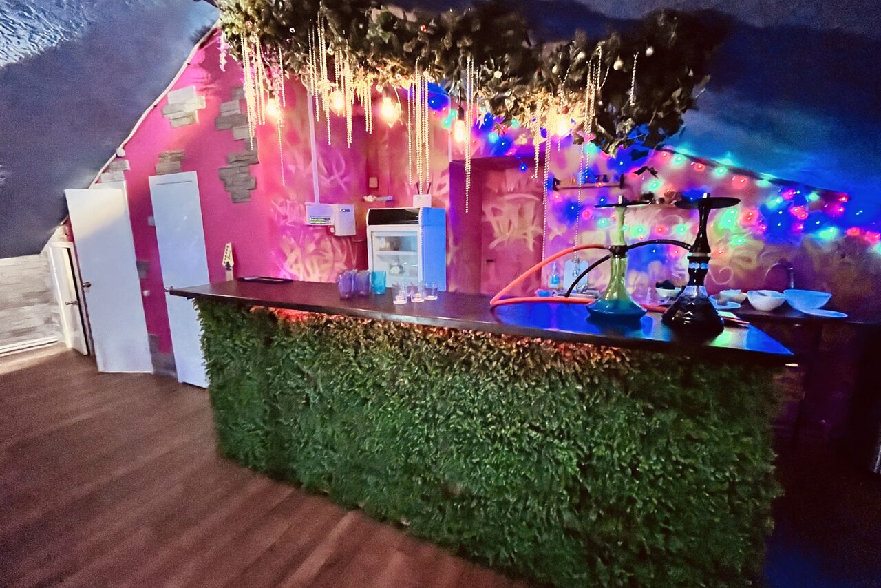 Арендовать Просторная мансарда для вечеринок