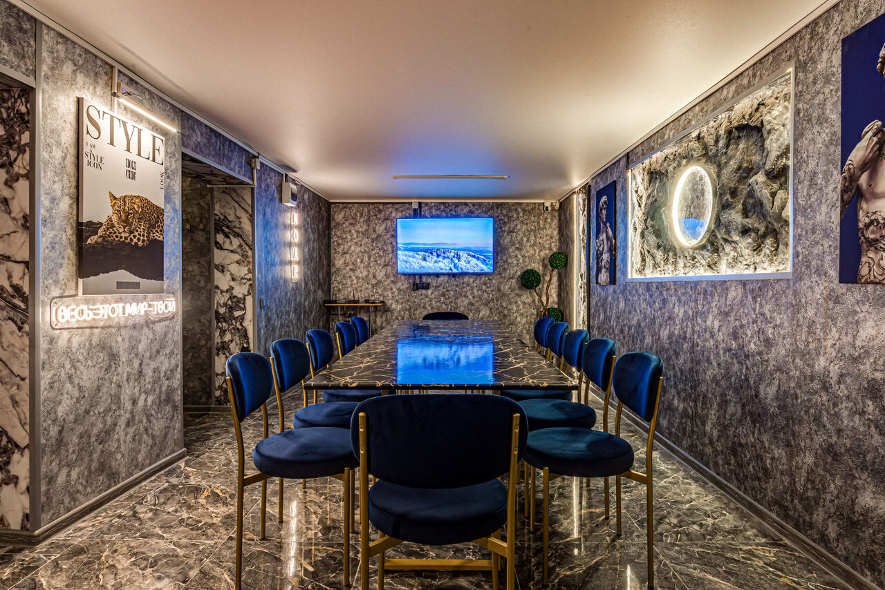 Арендовать Зал Noar(Нуар). Эстетичный лофт 