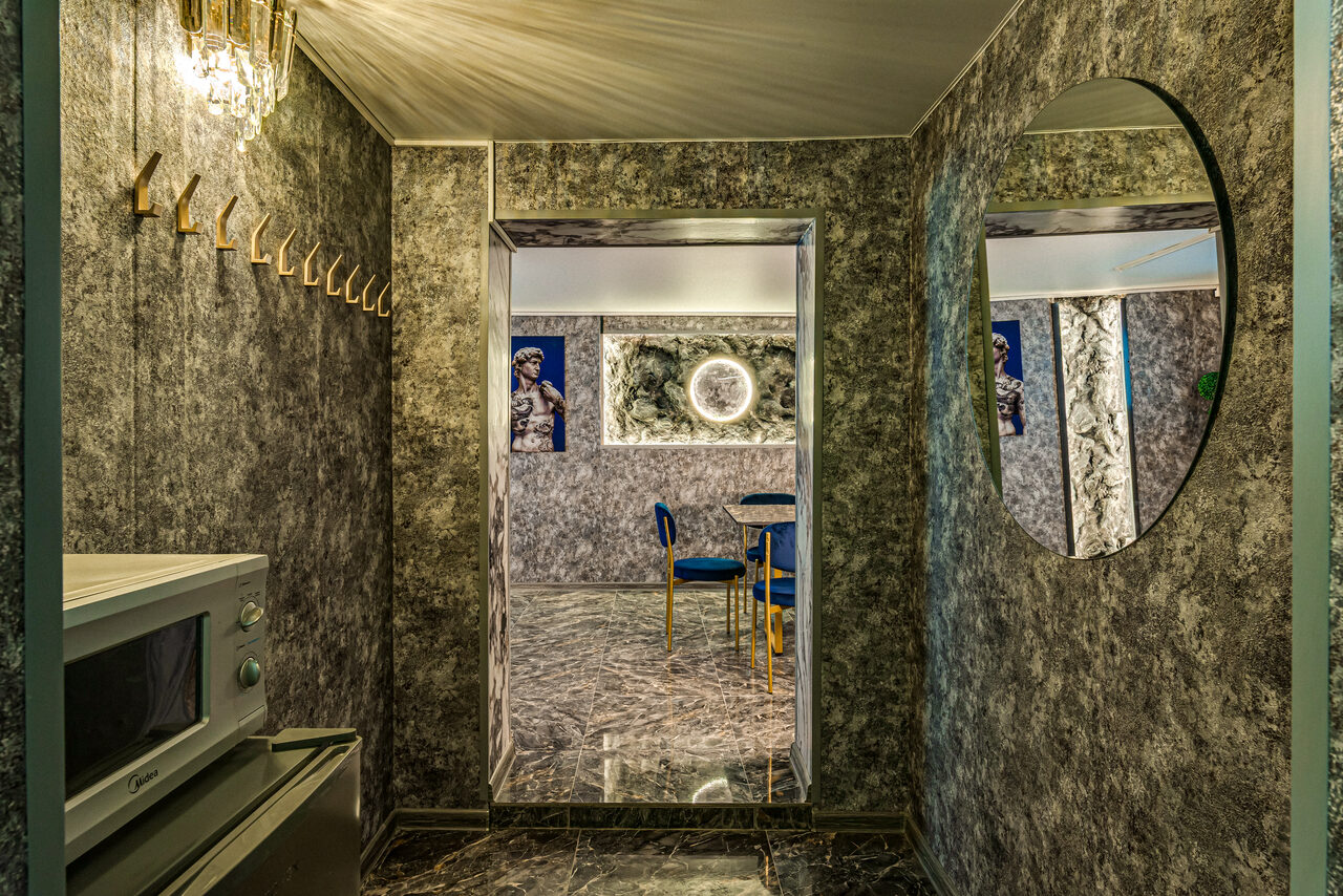 Арендовать Зал Noar(Нуар). Эстетичный лофт 