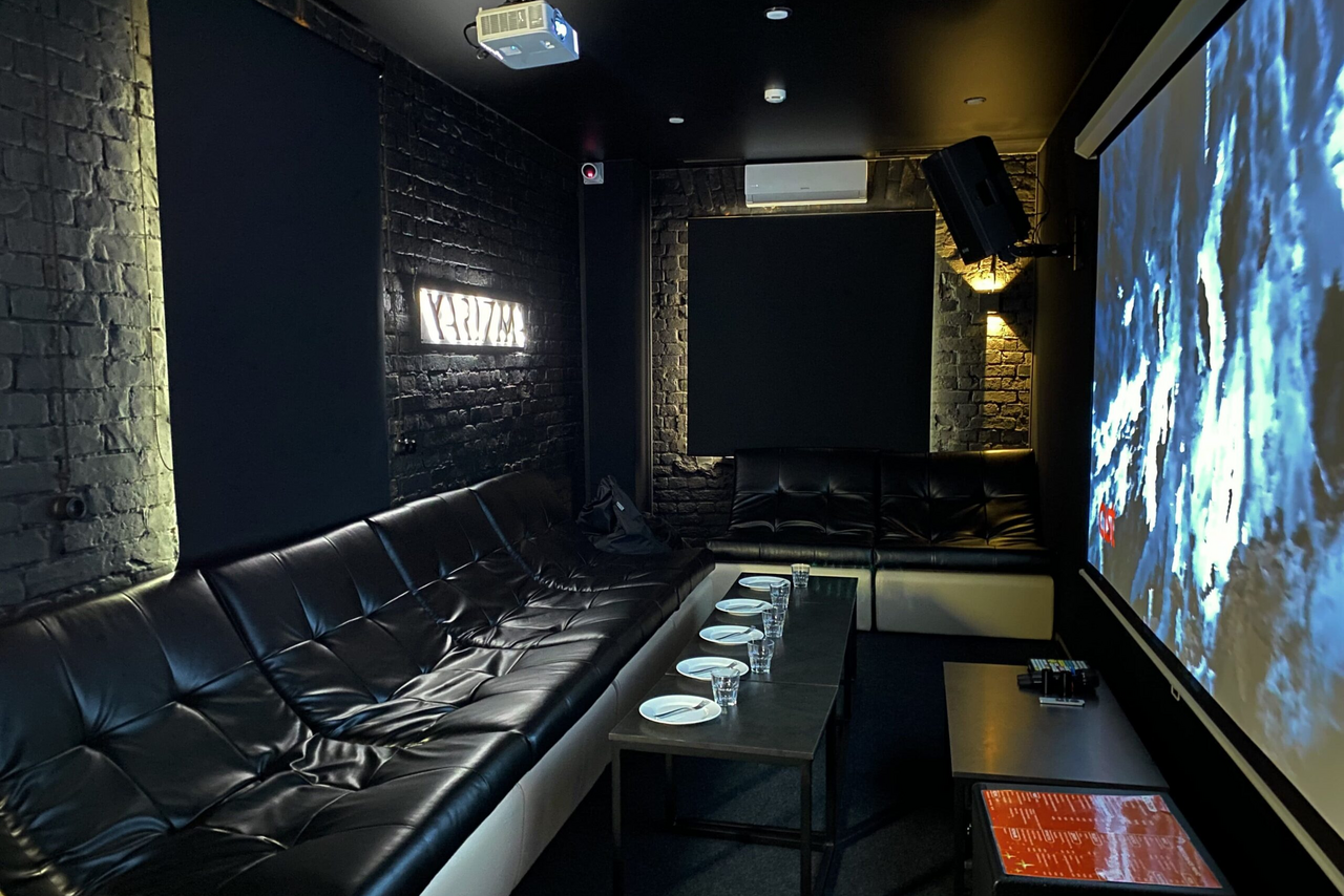 Арендовать Friend's Hall. Харизма Зал №4 Вайб 