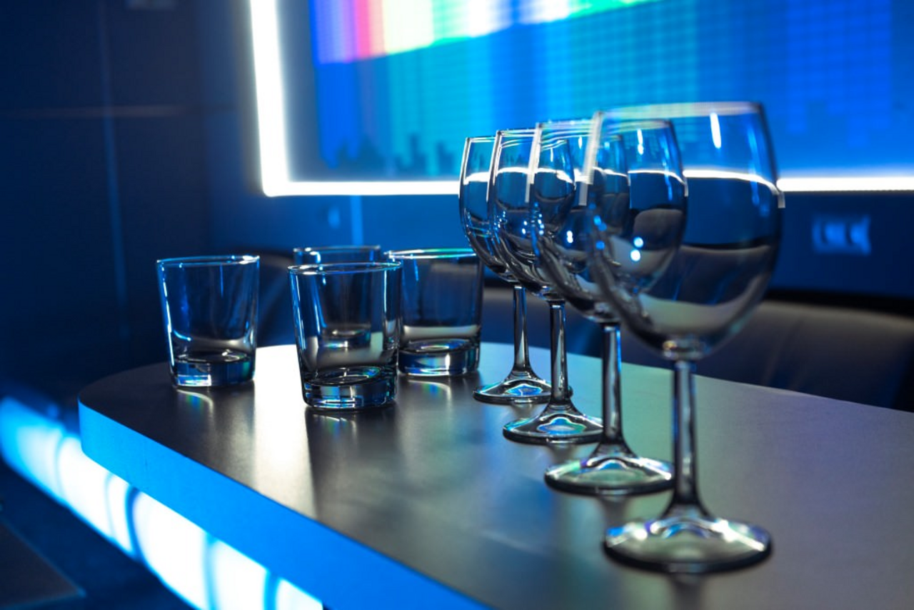 Арендовать Friend's Hall. Харизма Зал №10 Флекс