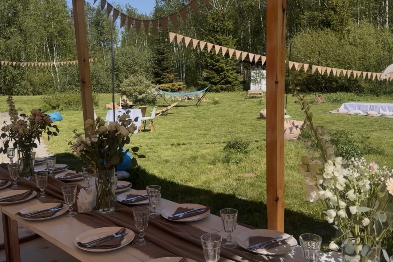 Арендовать Загородный коттедж с большой территорией в экостиле в Химках