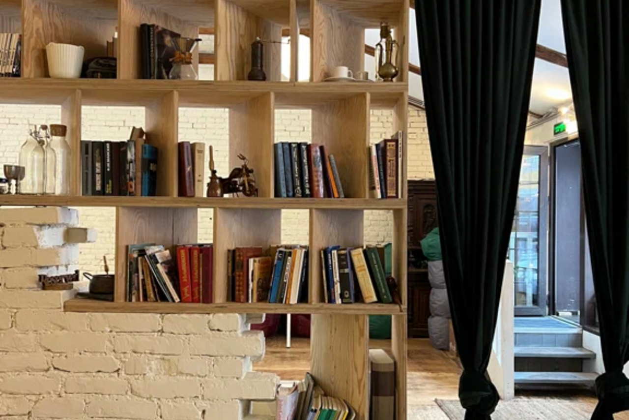 Арендовать Кафе Иду Лесом