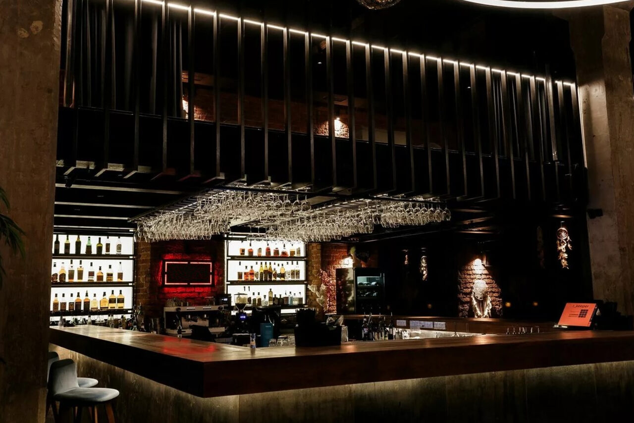 Арендовать Двухуровневый клуб под закрытие