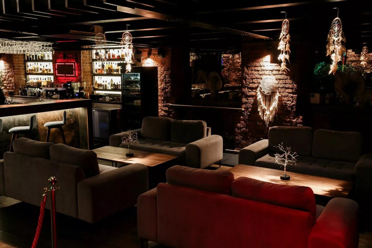 Арендовать Двухуровневый клуб под закрытие