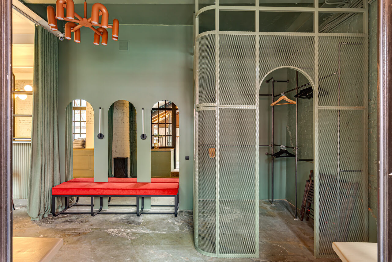 Арендовать Стильный лофт в центре Москвы со сценой