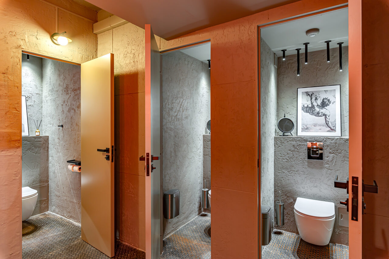 Арендовать Стильный лофт в центре Москвы со сценой