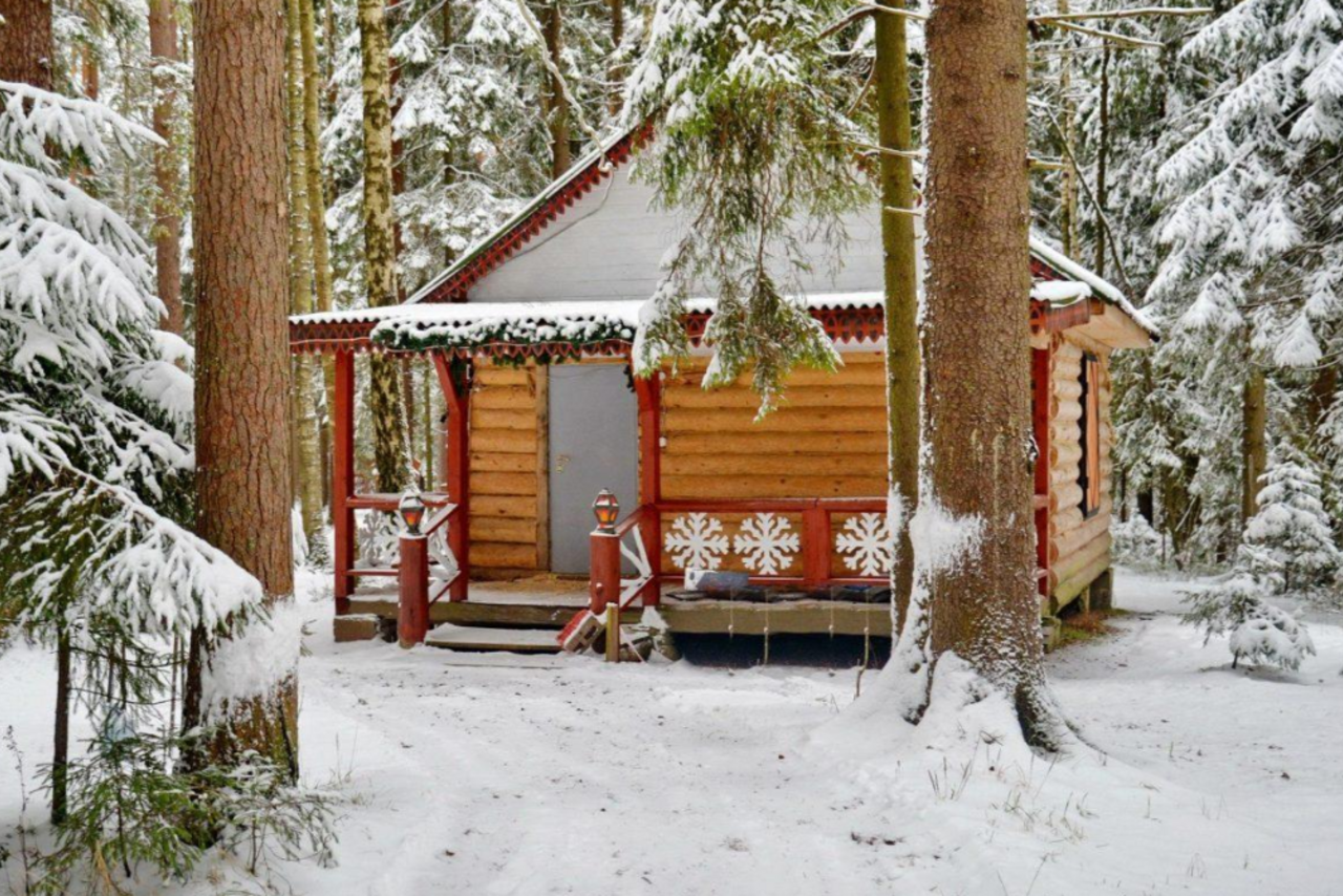 Арендовать Избушка Домик Деда Мороза 