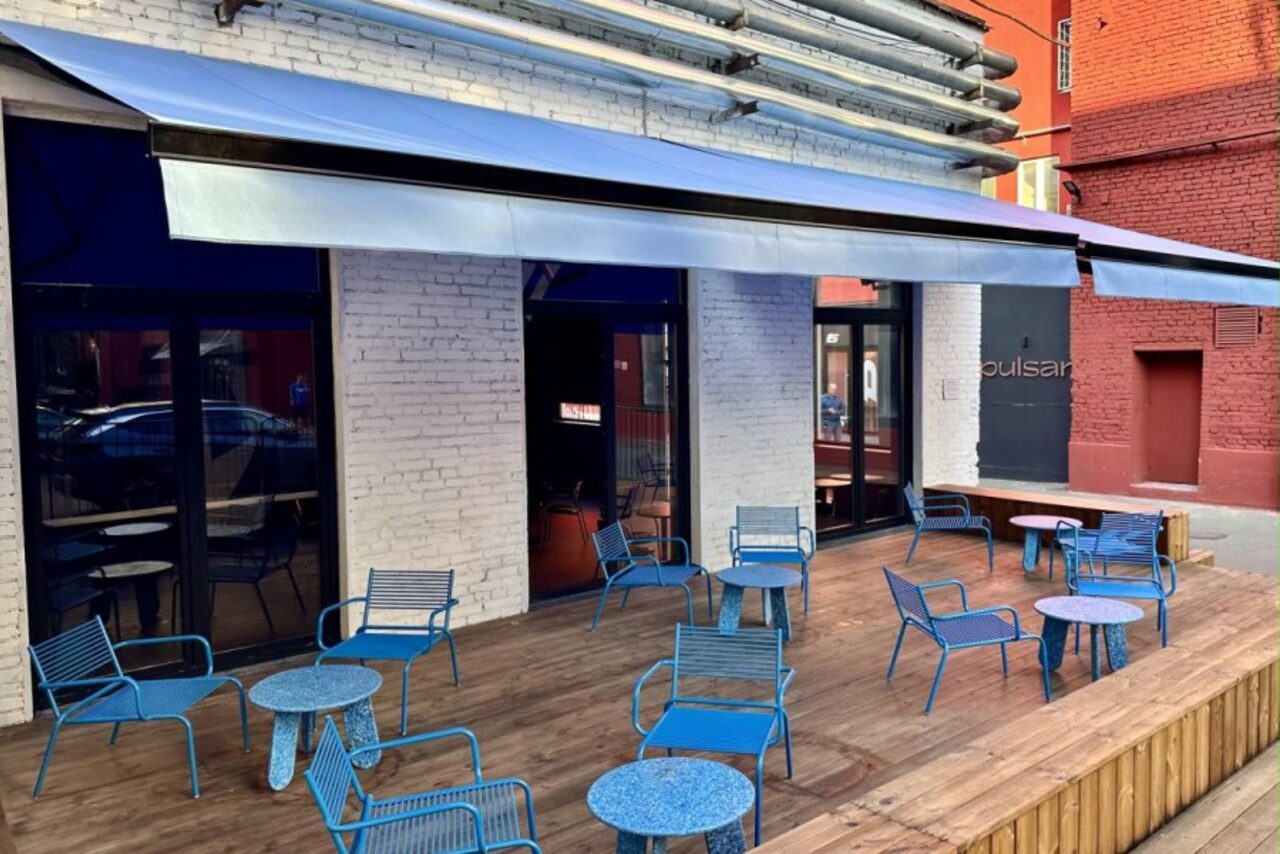 Арендовать OMEGA LOFT. Лофт с террасой и камином 