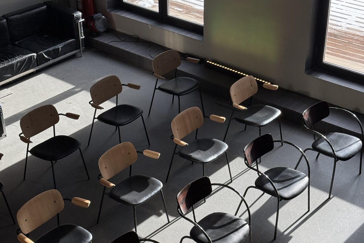 Арендовать OMEGA LOFT. Лофт с террасой и камином 