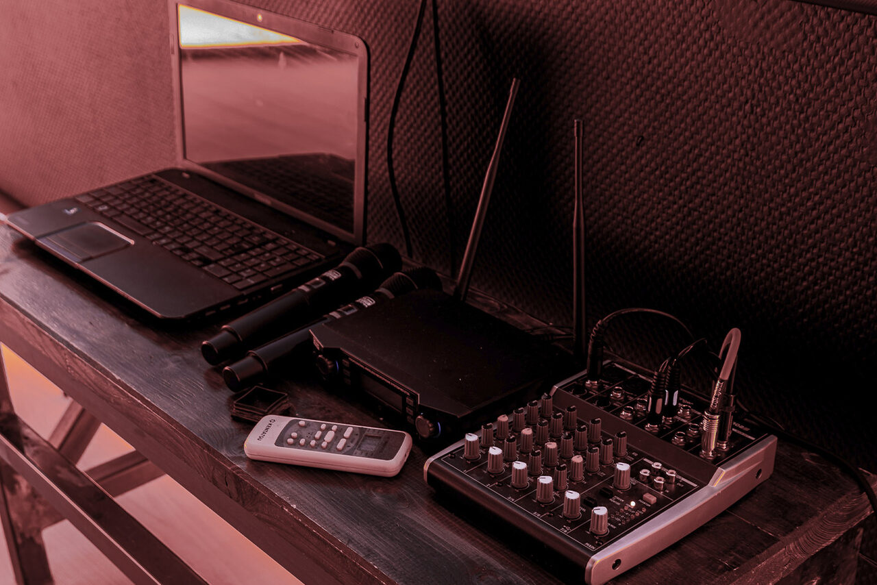 Арендовать LoftForParty. Cyberpunk