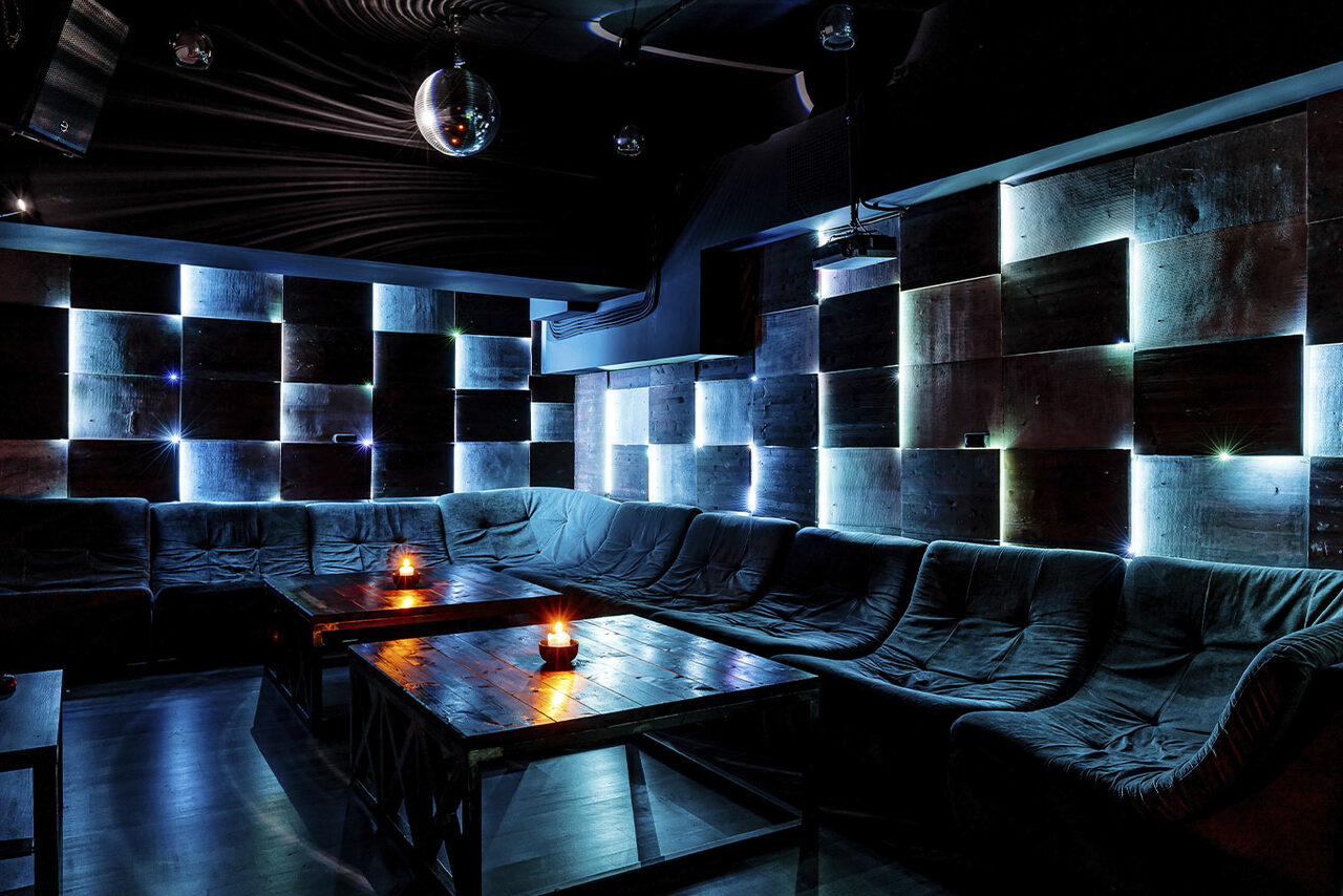 Арендовать LoftForParty. Moon. Лофт со светомузыкой