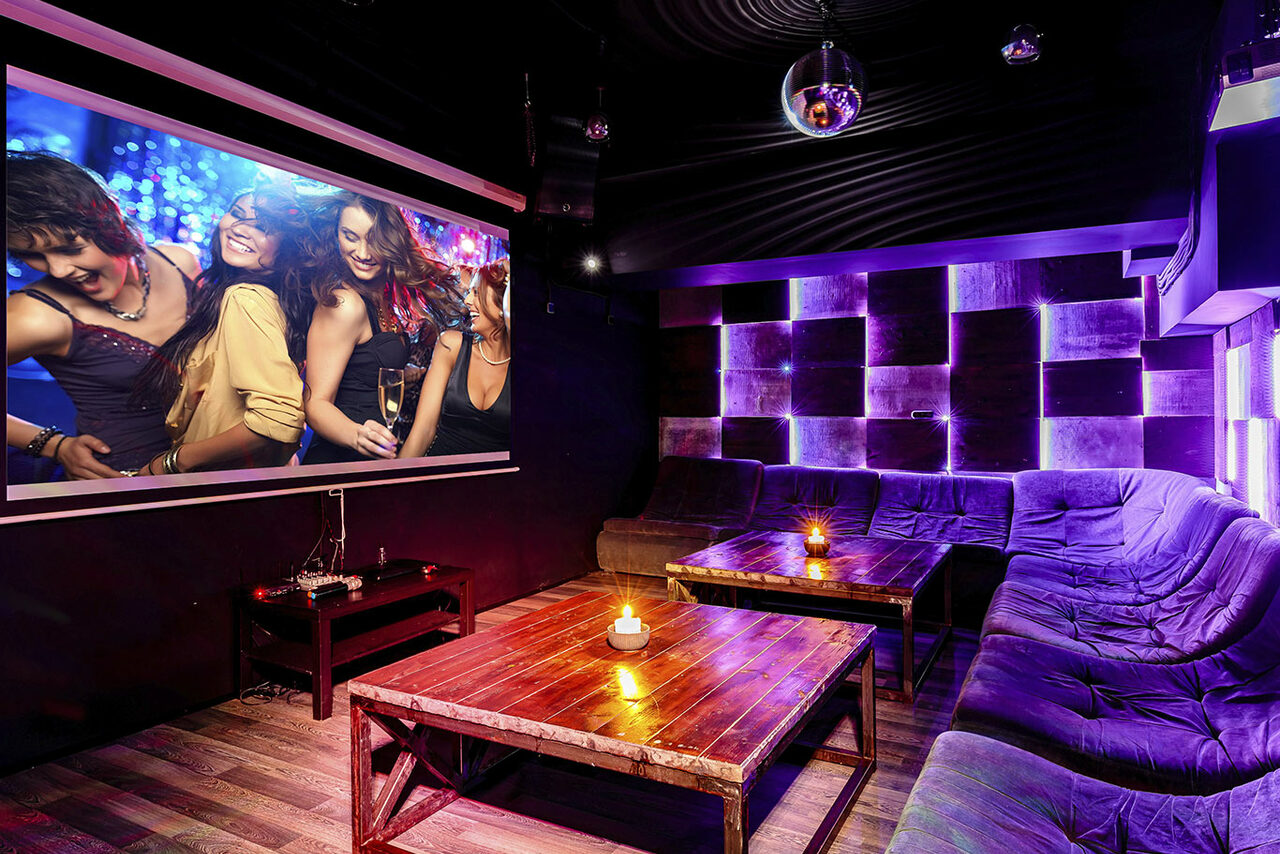 Арендовать LoftForParty. Moon. Лофт со светомузыкой