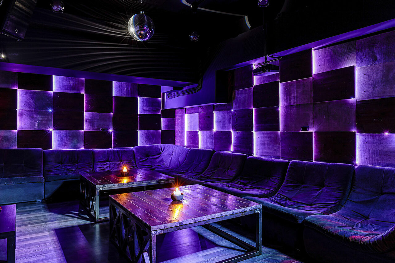 Арендовать LoftForParty. Moon. Лофт со светомузыкой