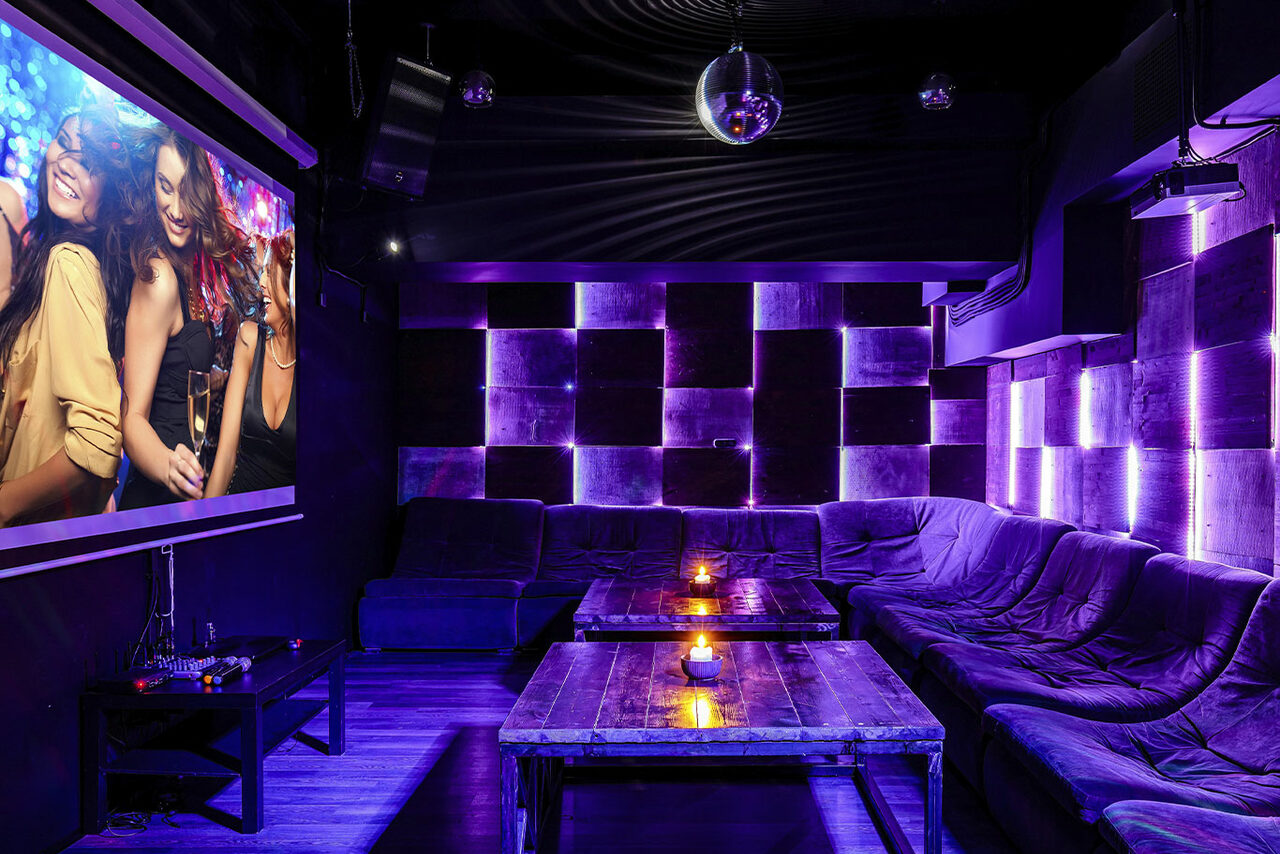 Арендовать LoftForParty. Moon. Лофт со светомузыкой