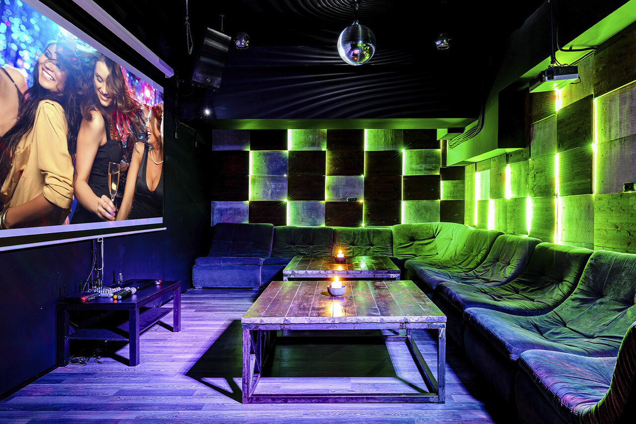 Арендовать LoftForParty. Moon. Лофт со светомузыкой