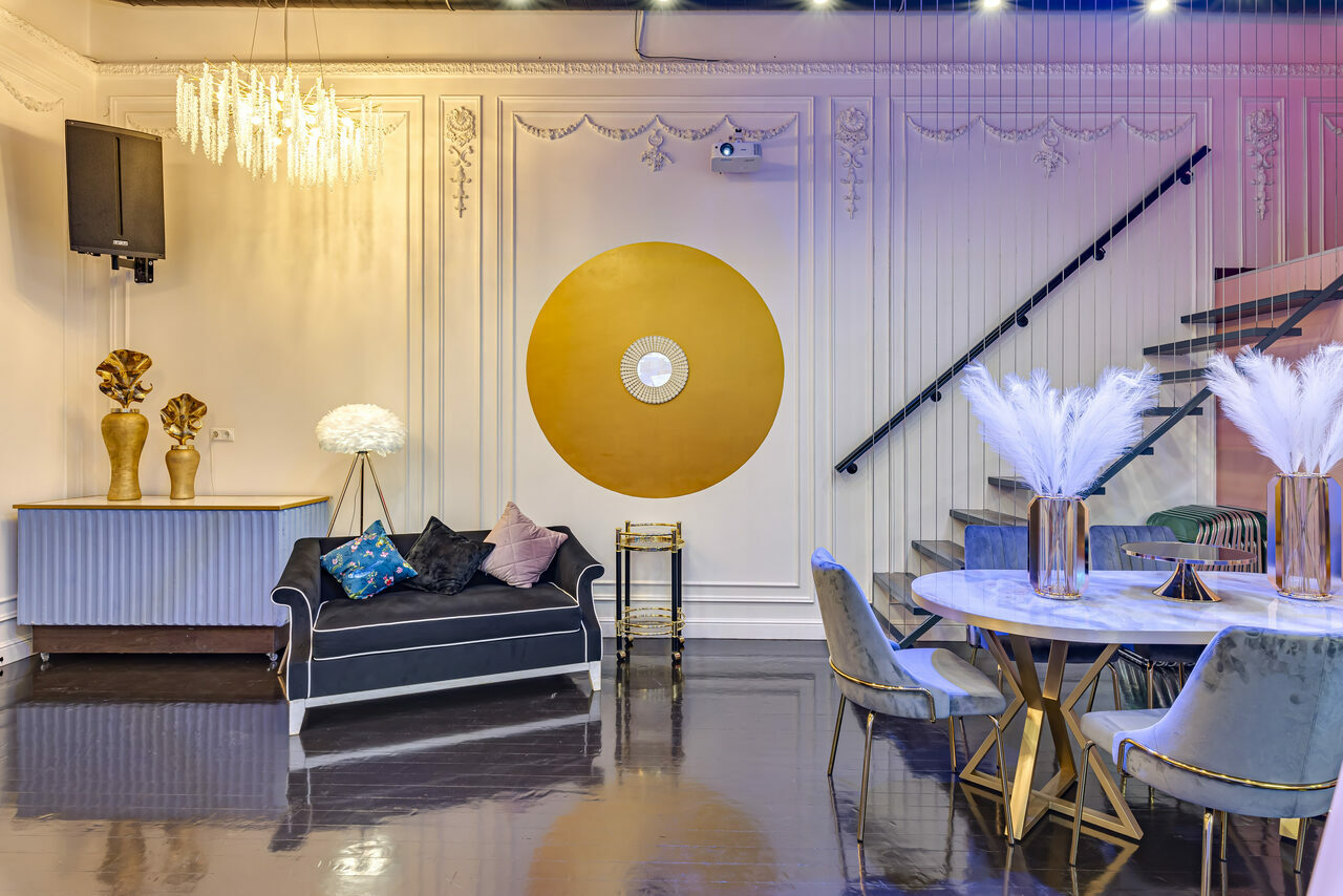 Арендовать Лофт Май. Зал Роза