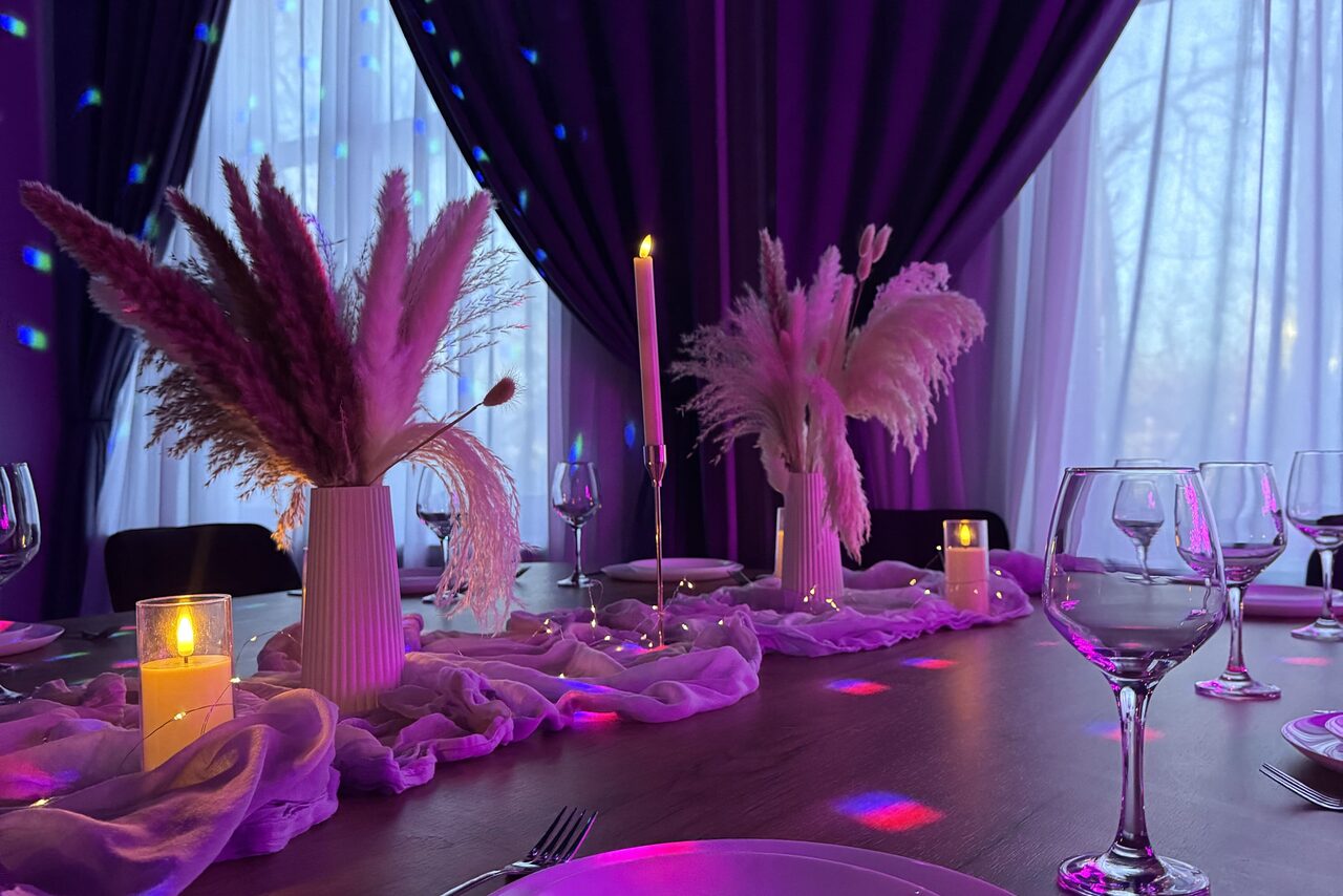 Арендовать Dreams. Клубный лофт с караоке и диско‑шаром