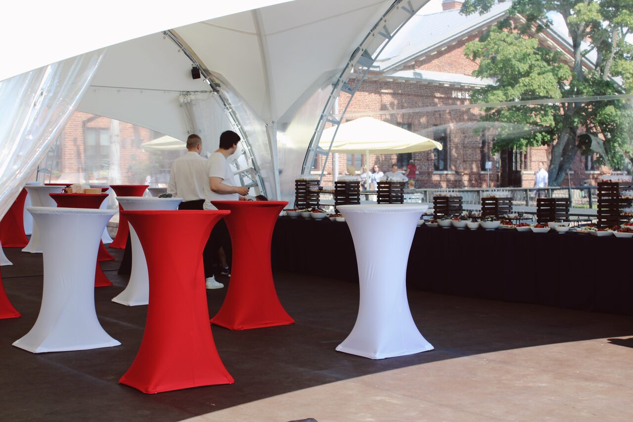 Арендовать Шатер в Кронштадте с видом на Финский залив