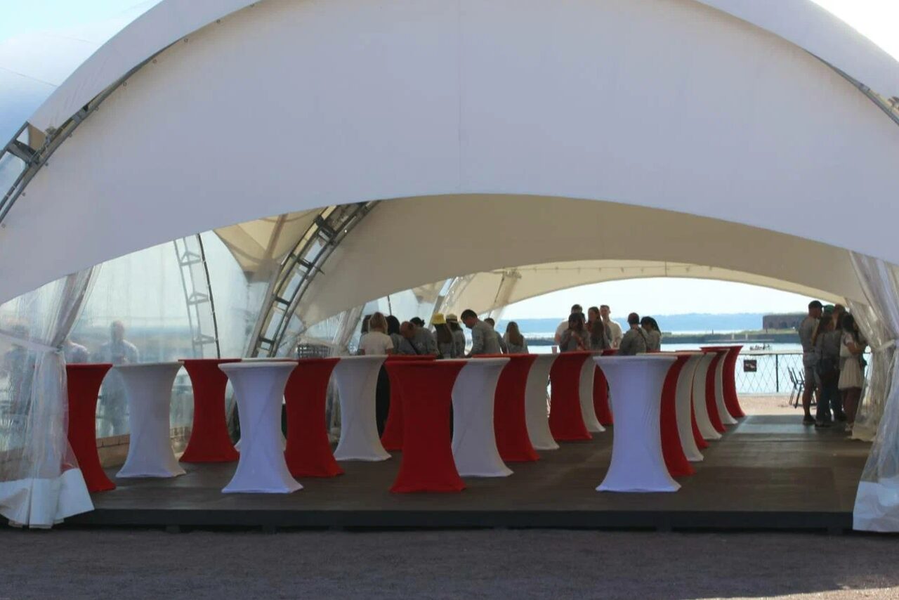 Арендовать Шатер в Кронштадте с видом на Финский залив