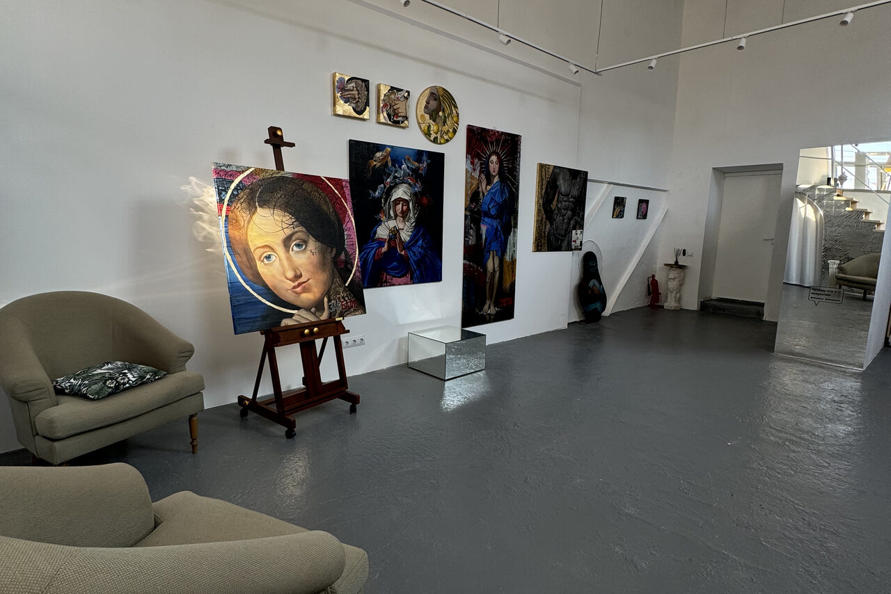 Арендовать Арт-лофт на мансардном этаже