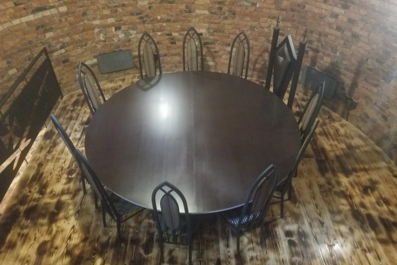 Арендовать Средневековый замок рядом с поселком Лисий Нос