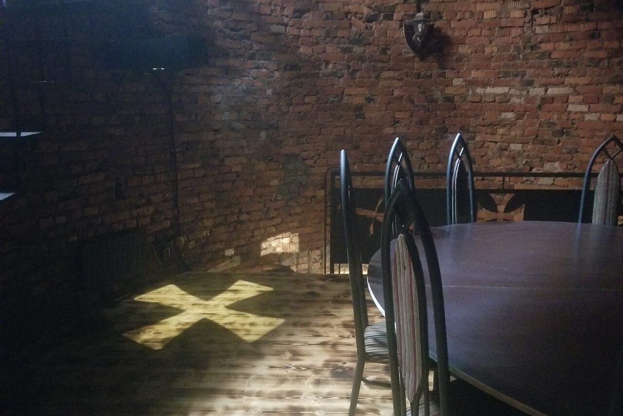 Арендовать Средневековый замок рядом с поселком Лисий Нос