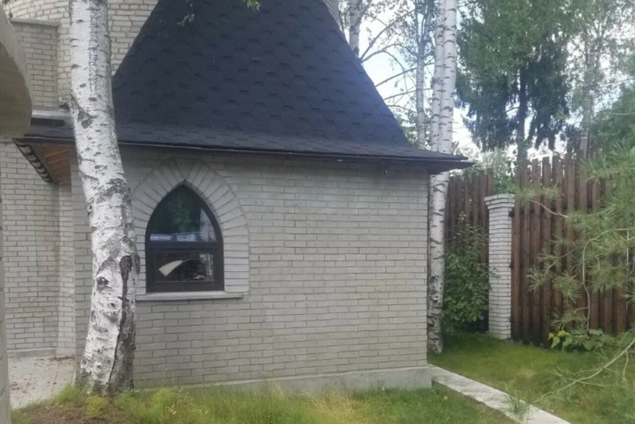 Арендовать Средневековый замок рядом с поселком Лисий Нос