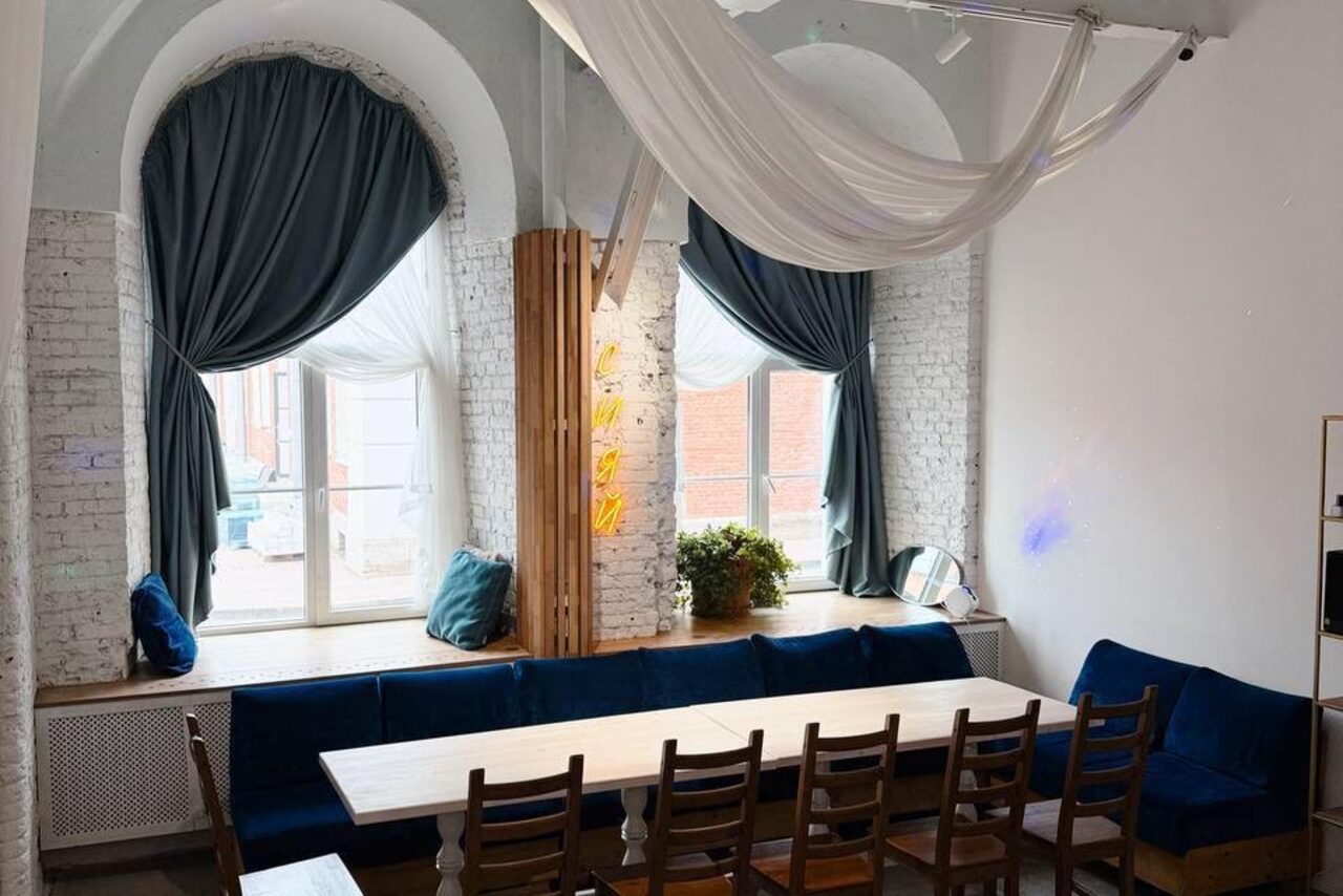 Арендовать Малый светлый лофт для мероприятий