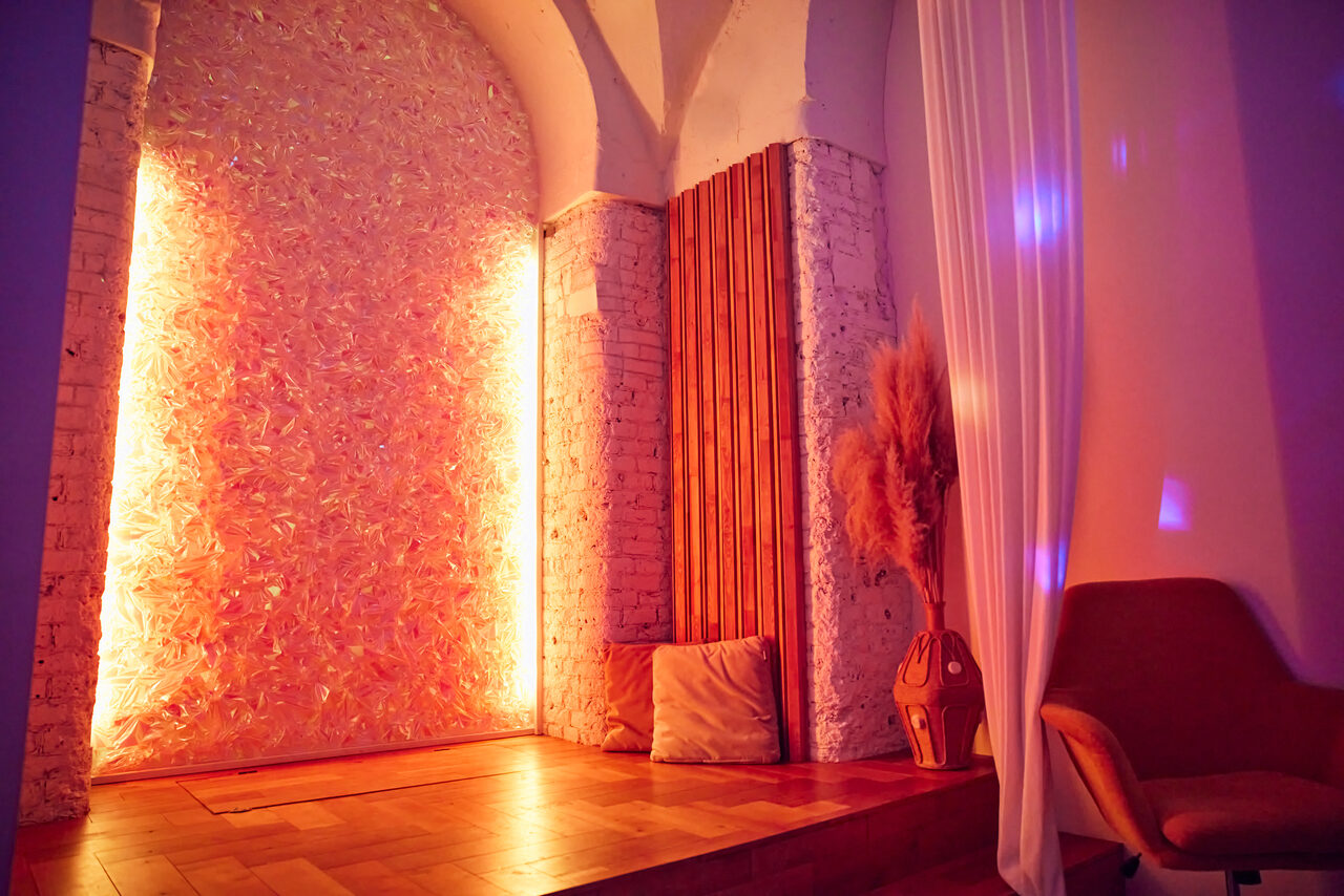 Арендовать Малый светлый лофт для мероприятий