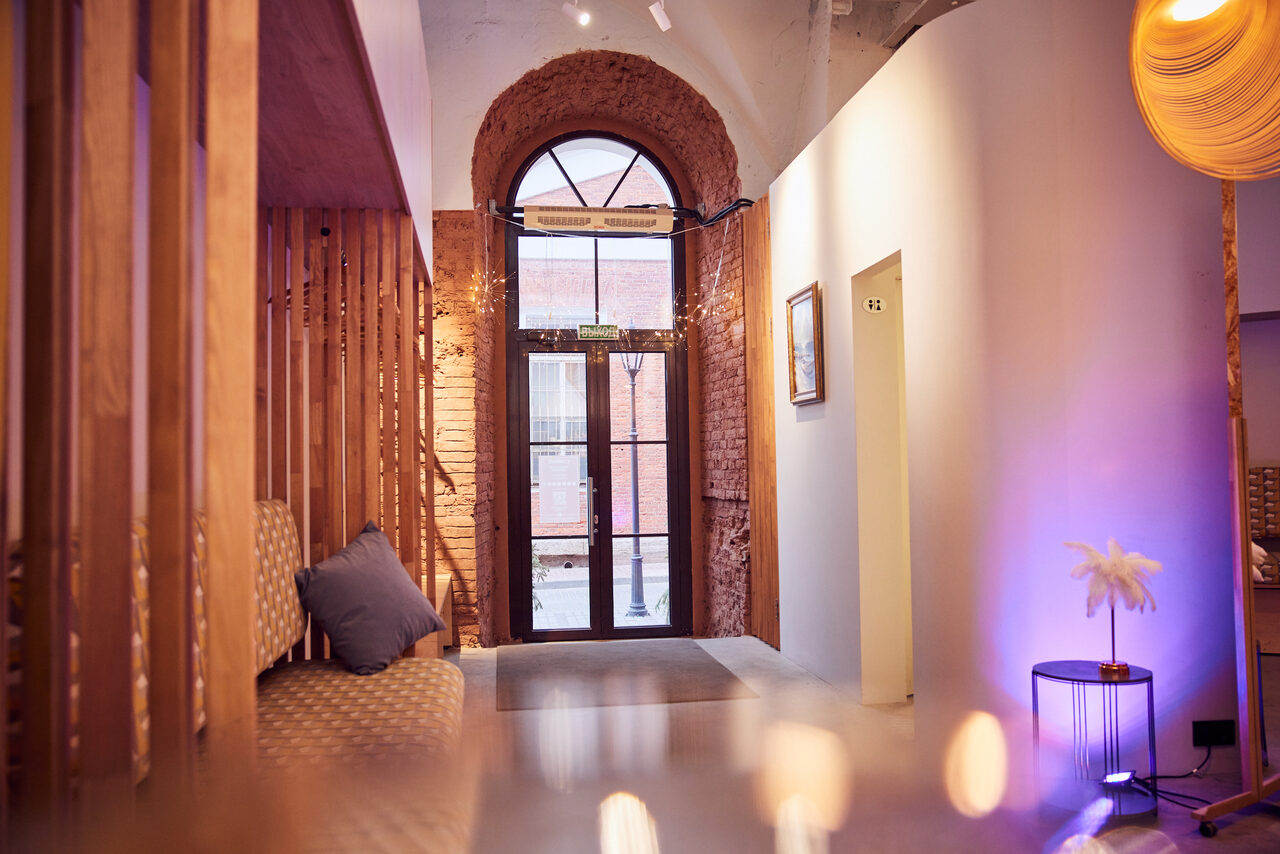 Арендовать Малый светлый лофт для мероприятий