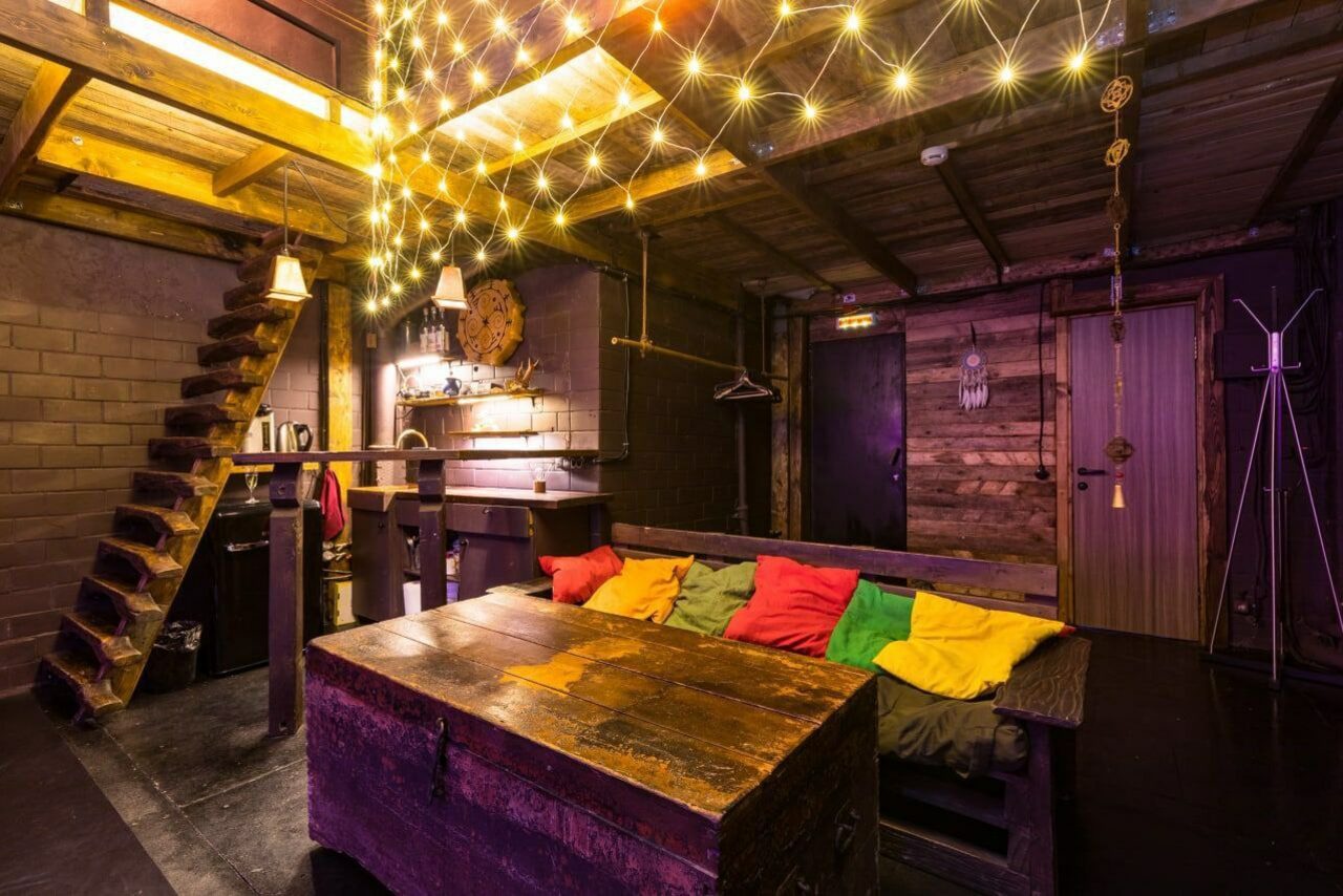 Арендовать Лес. Двухъярусное арт-пространство с верандой