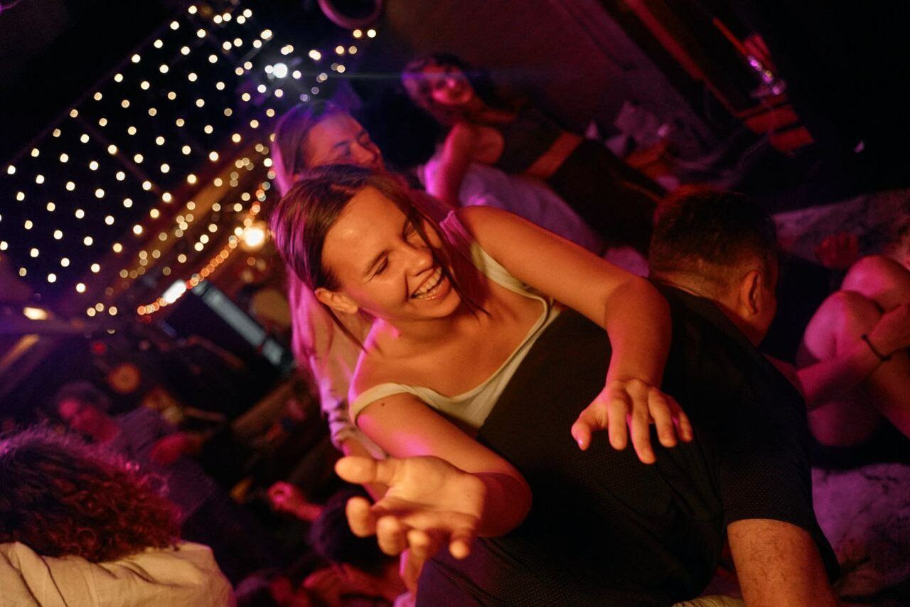 Арендовать Лес. Двухъярусное арт-пространство с верандой