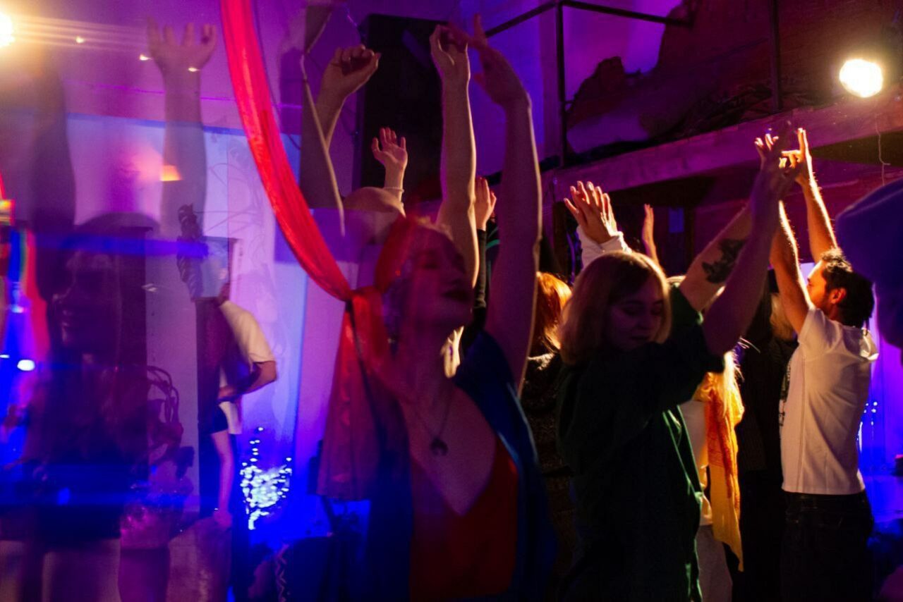 Арендовать Лес. Двухъярусное арт-пространство с верандой