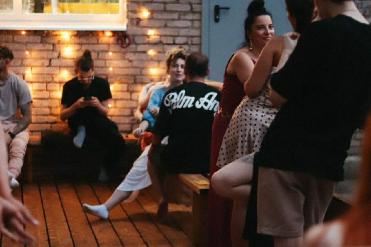 Арендовать Лес. Двухъярусное арт-пространство с верандой