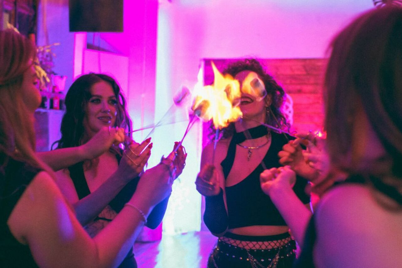 Арендовать Лес. Двухъярусное арт-пространство с верандой