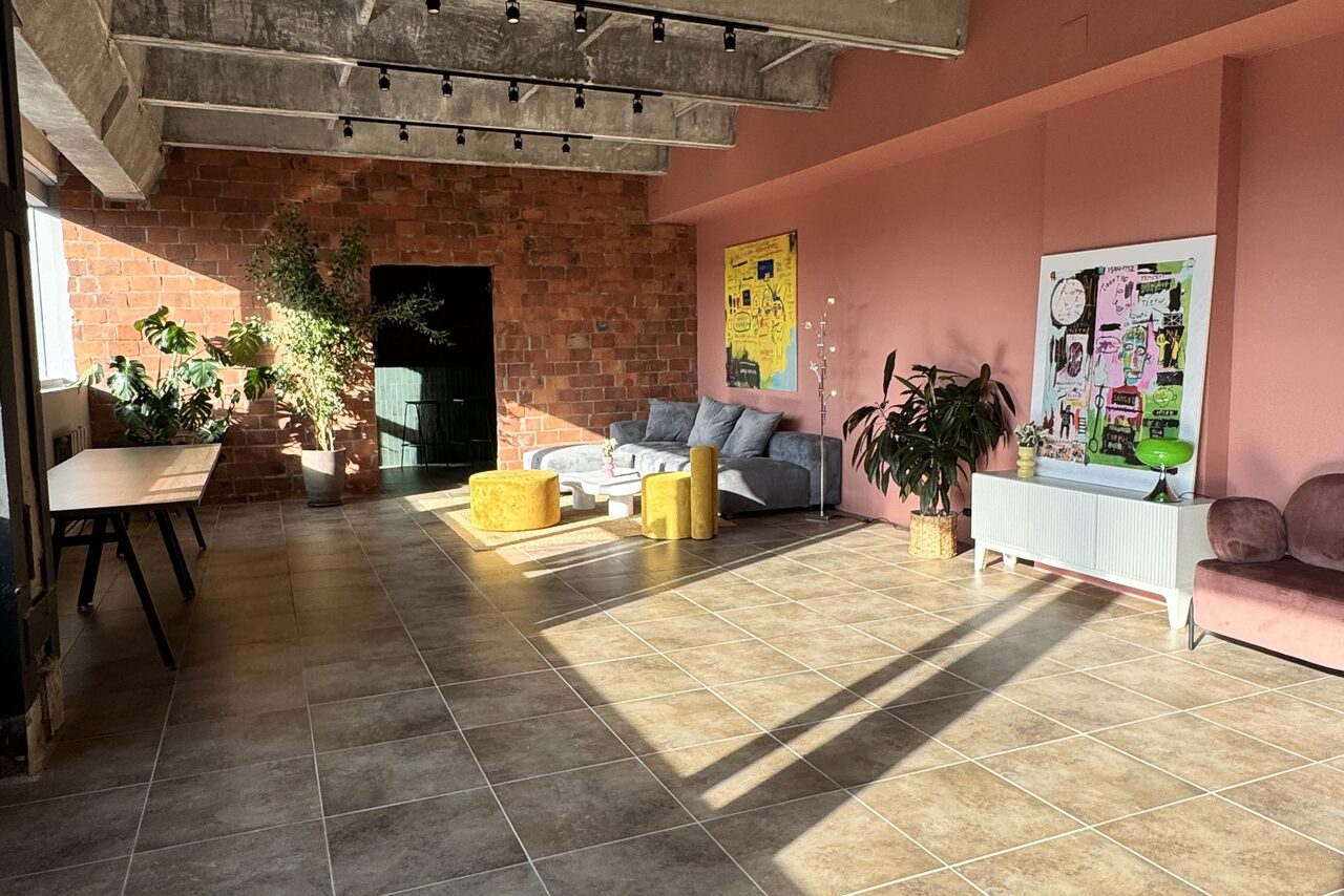 Арендовать Комфортный лофт в эко-стиле