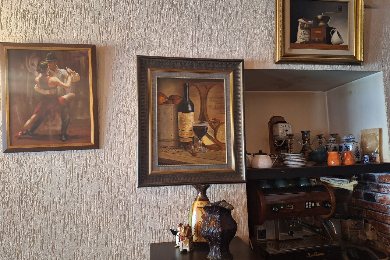 Арендовать Уютный камерный лофт-бар