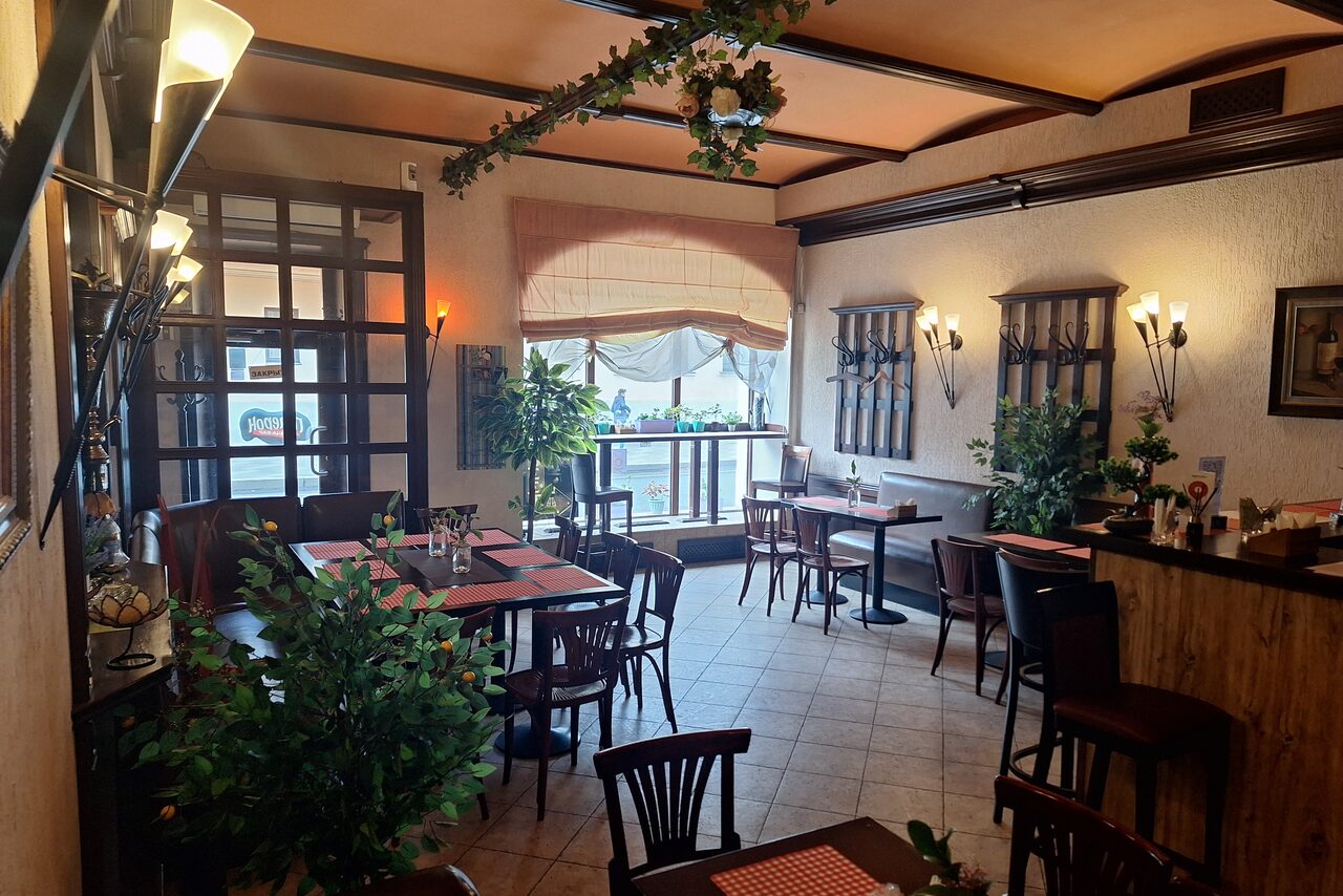 Арендовать Уютный камерный лофт-бар