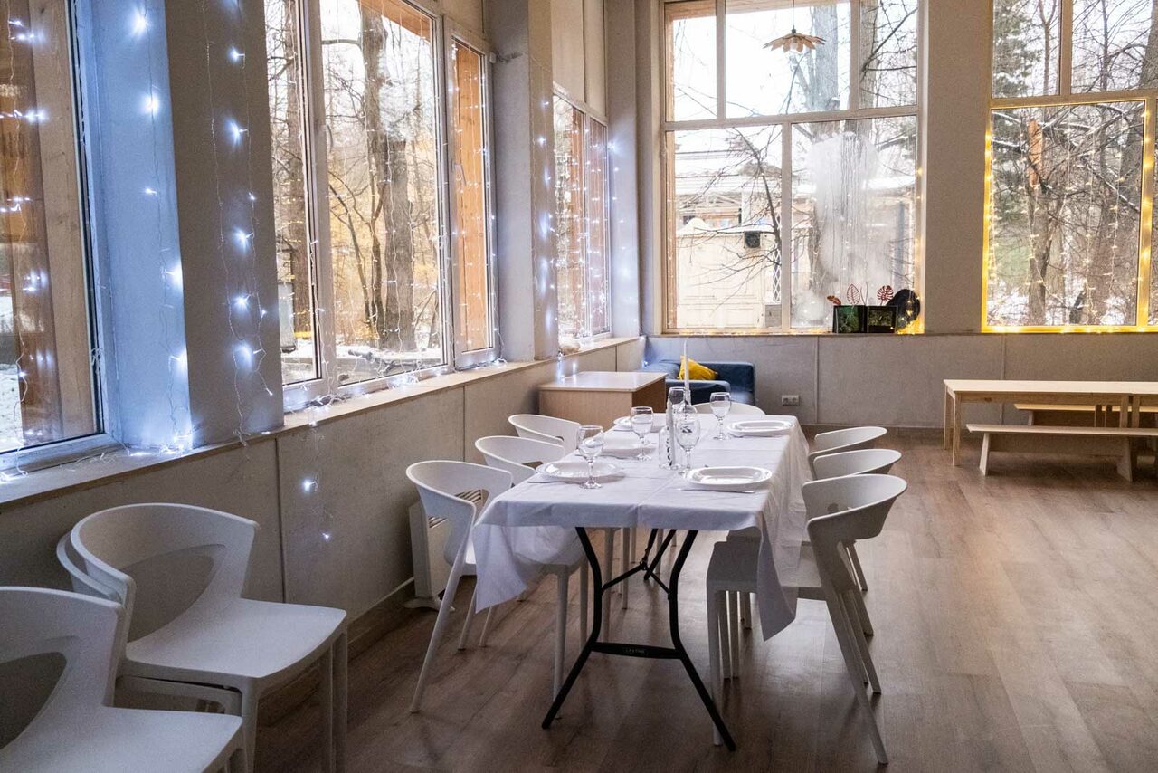 Арендовать Просторный лофт для семейных мероприятий