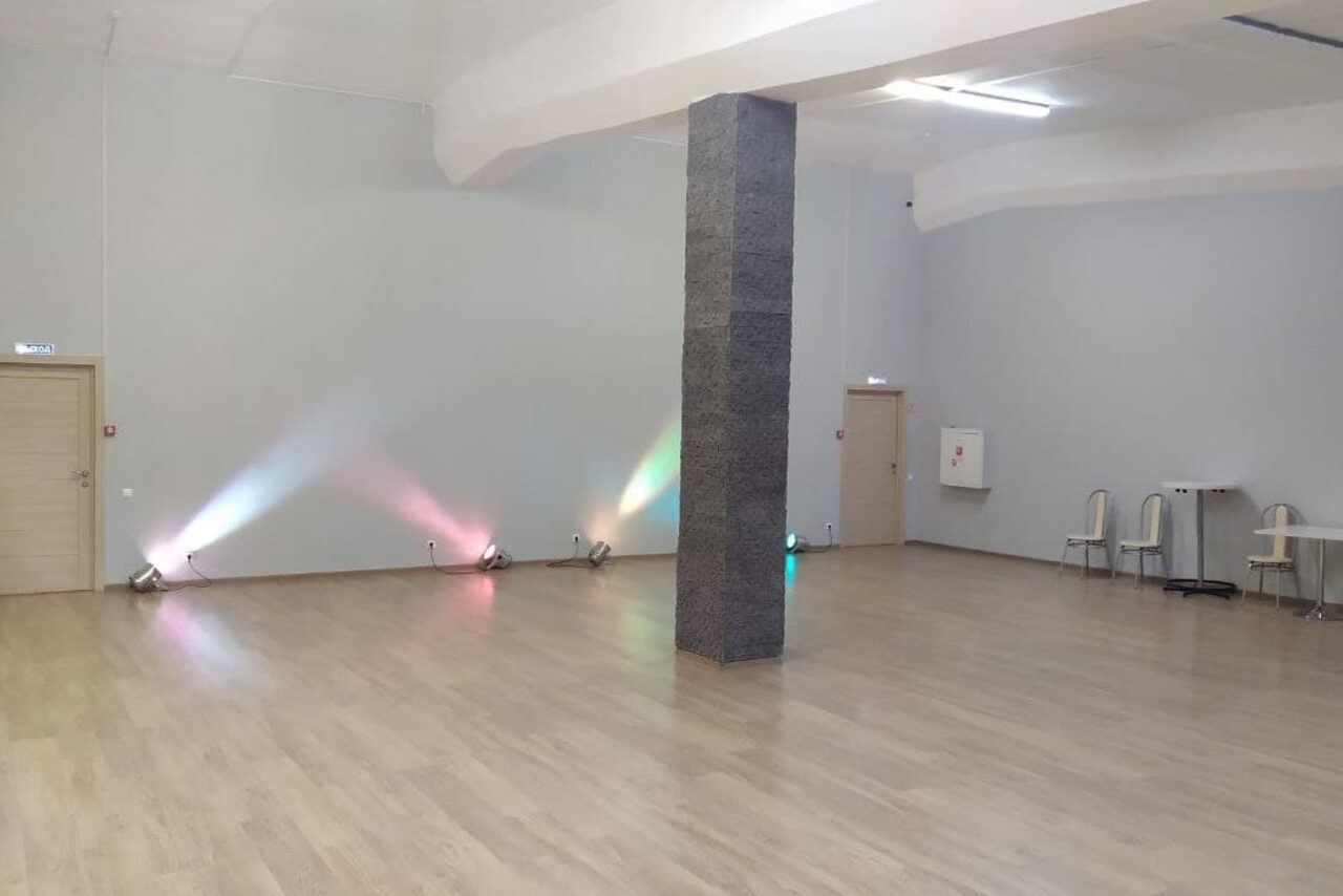 Арендовать Танцевальный зал 160 кв.м.