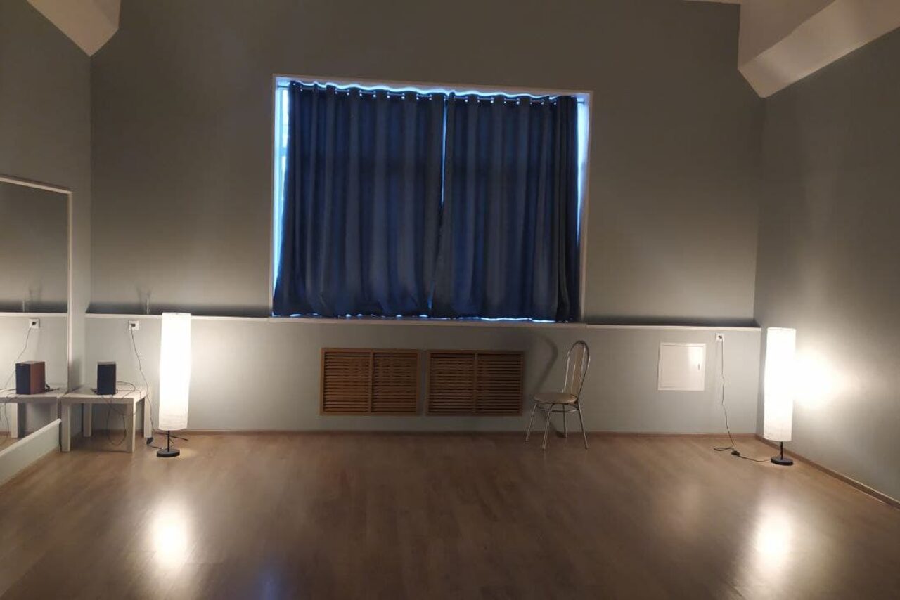 Арендовать Танцевальный зал на 15 человек