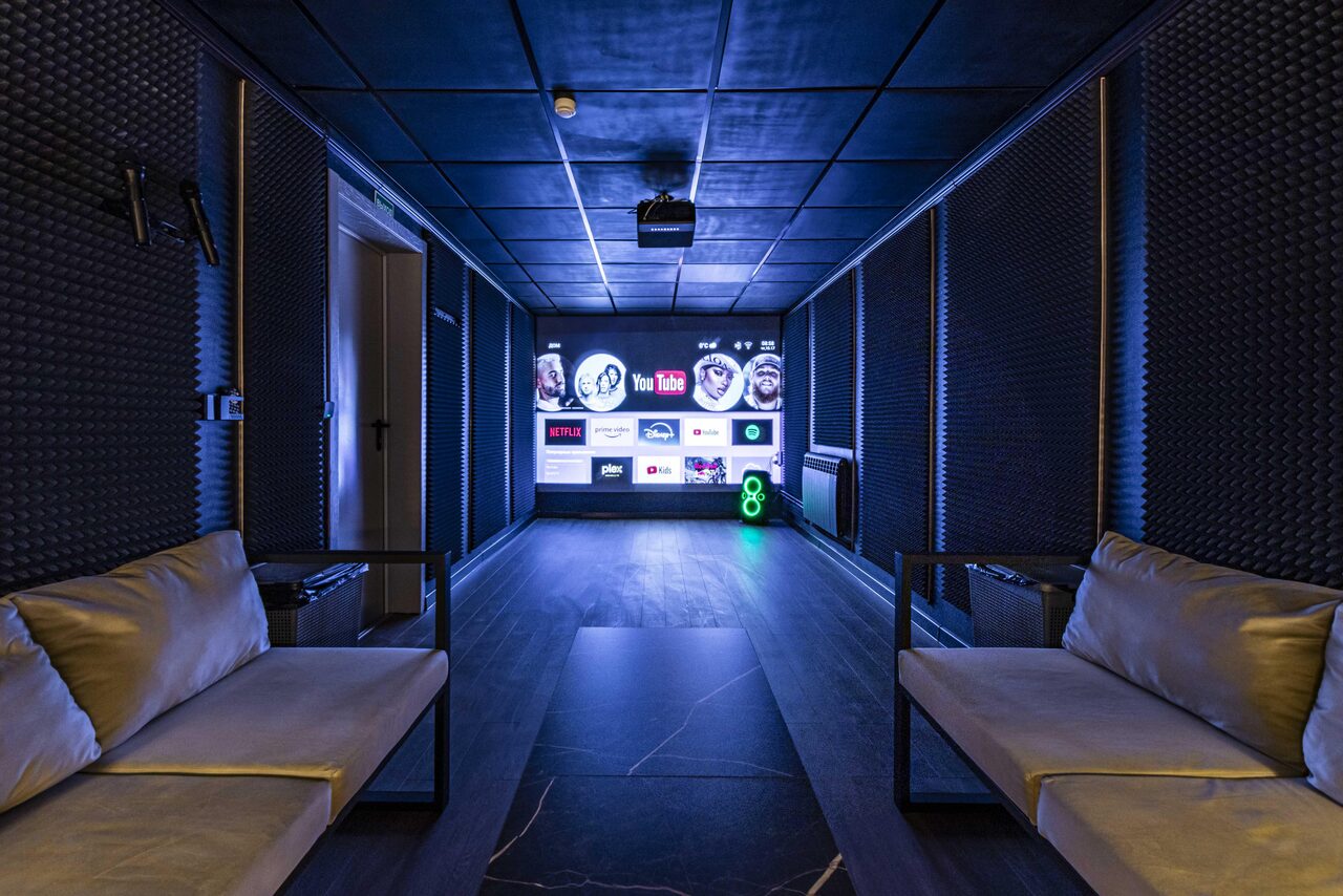 Арендовать Лофт-зал на 12 человек в центре