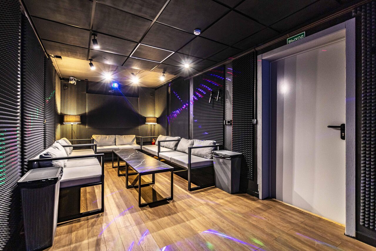 Арендовать Лофт-зал на 12 человек в центре