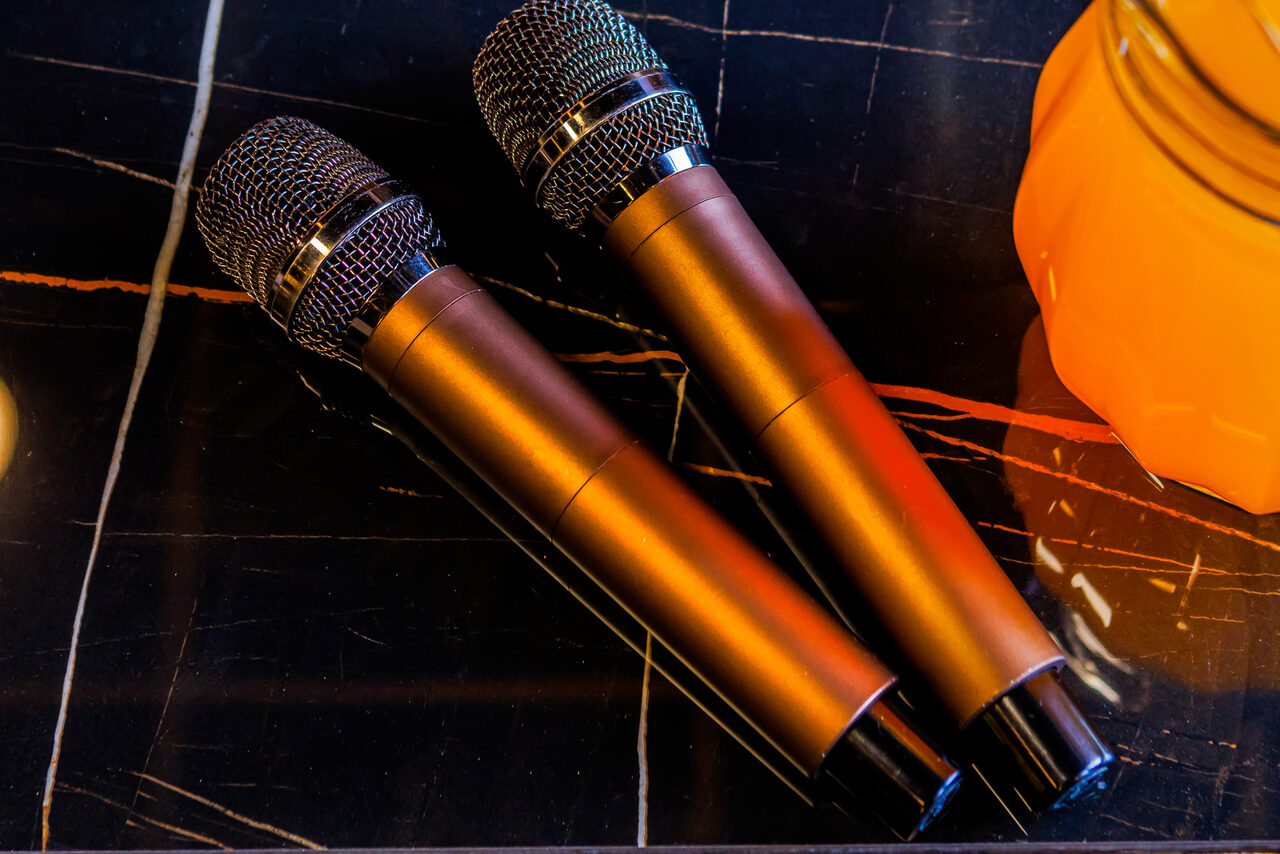 Арендовать Стильный лофт с камином с верандой на крыше