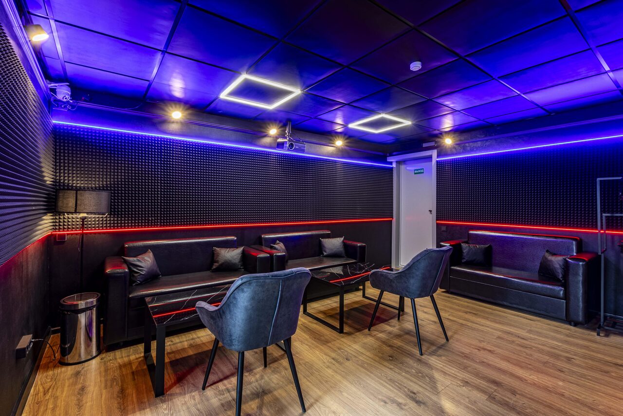 Арендовать Лофт-зал в центре 23 кв.м